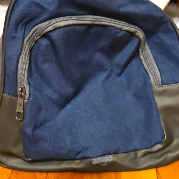 Swiss Tech Blue and Gray Men's Duffel Bag - Picture 7 of 11